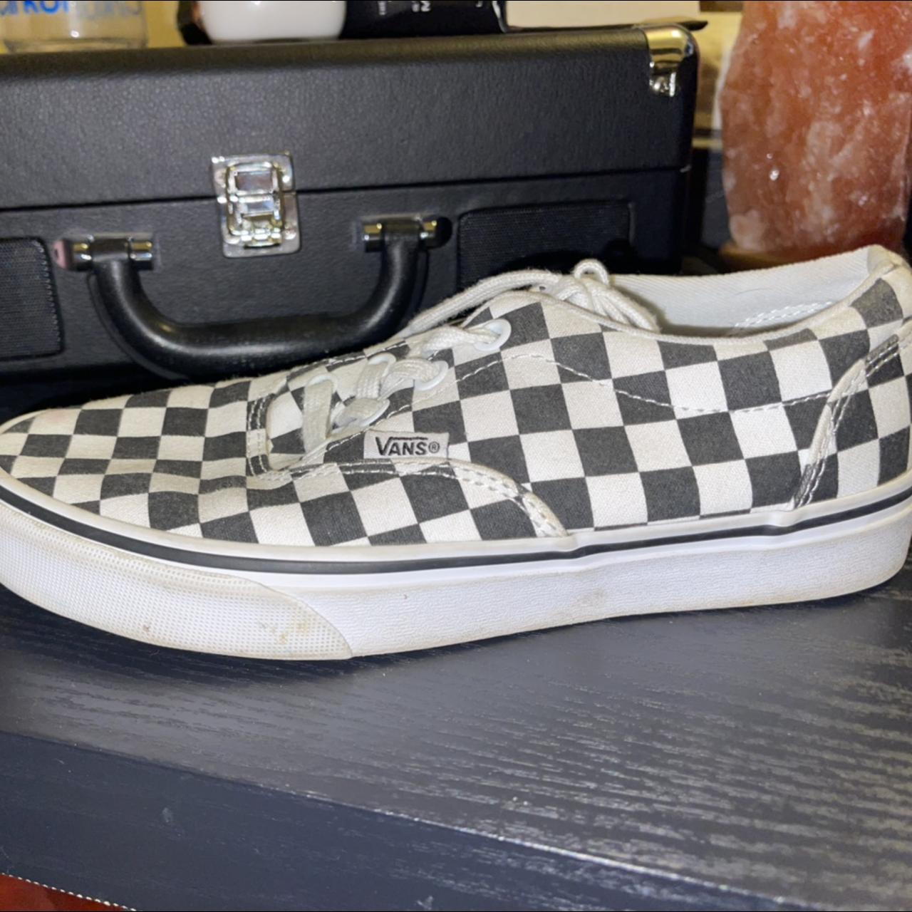 white checkered vans laces