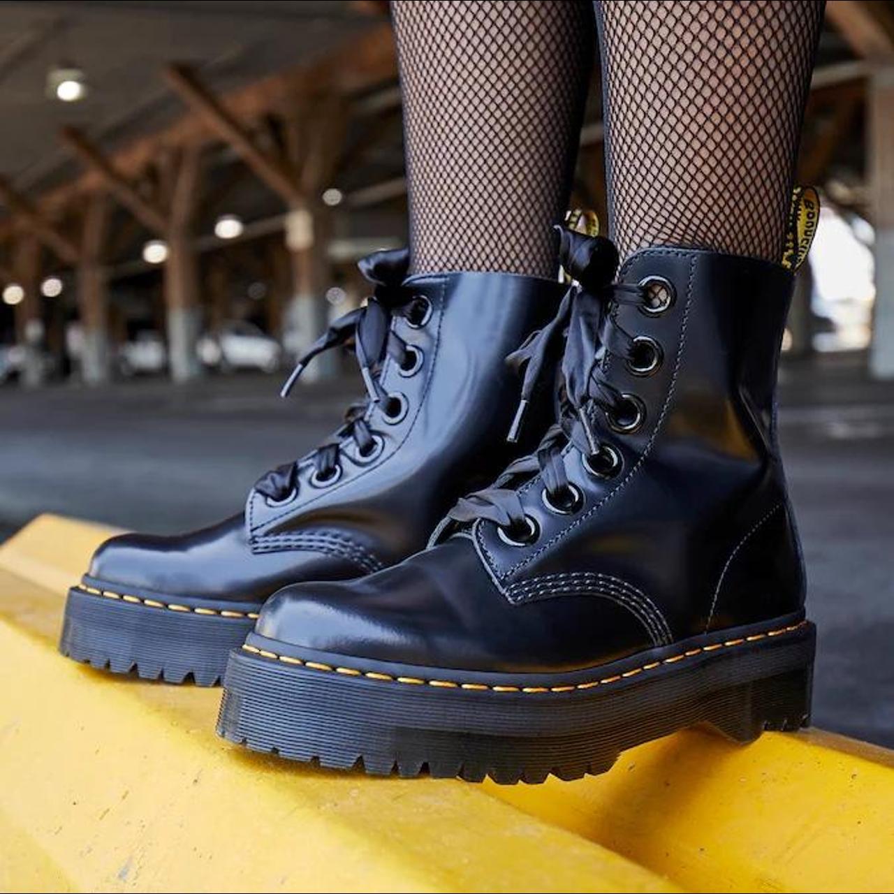 Combat boots with ribbon on sale laces