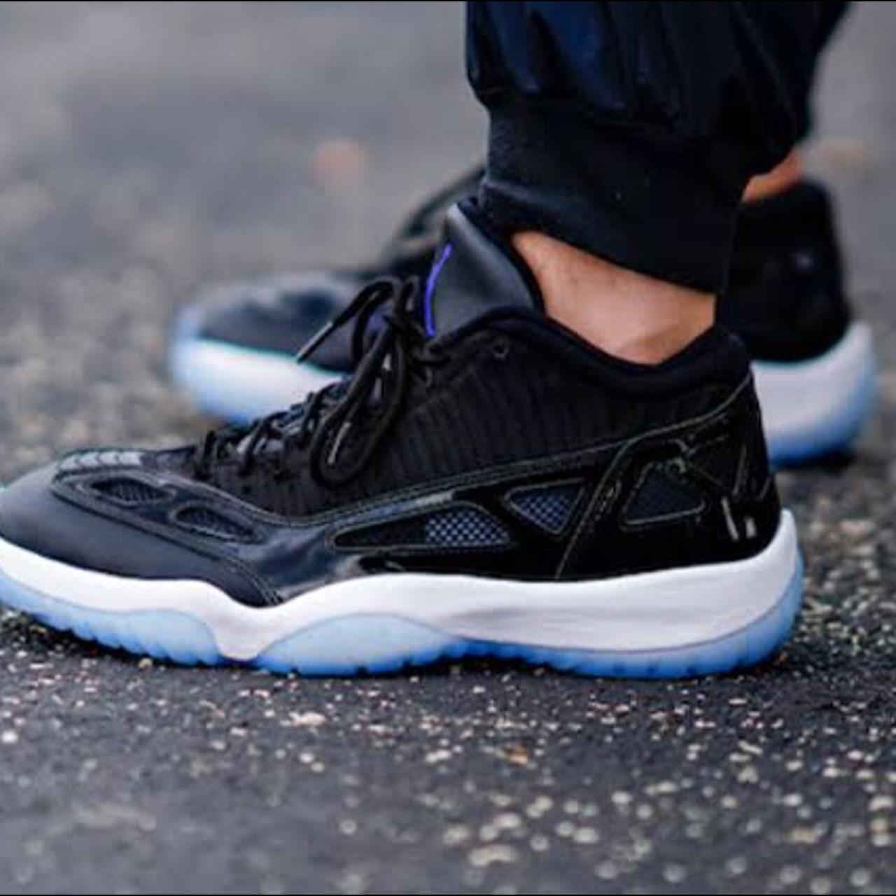 Air Jordan 11 low ie buy Space Jam