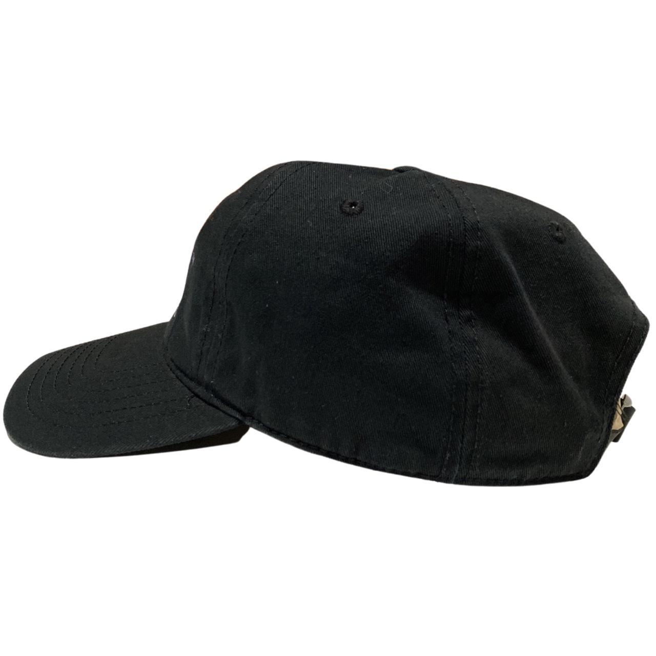 this-is-a-black-guess-hat-the-logo-is-of-the-guess-depop