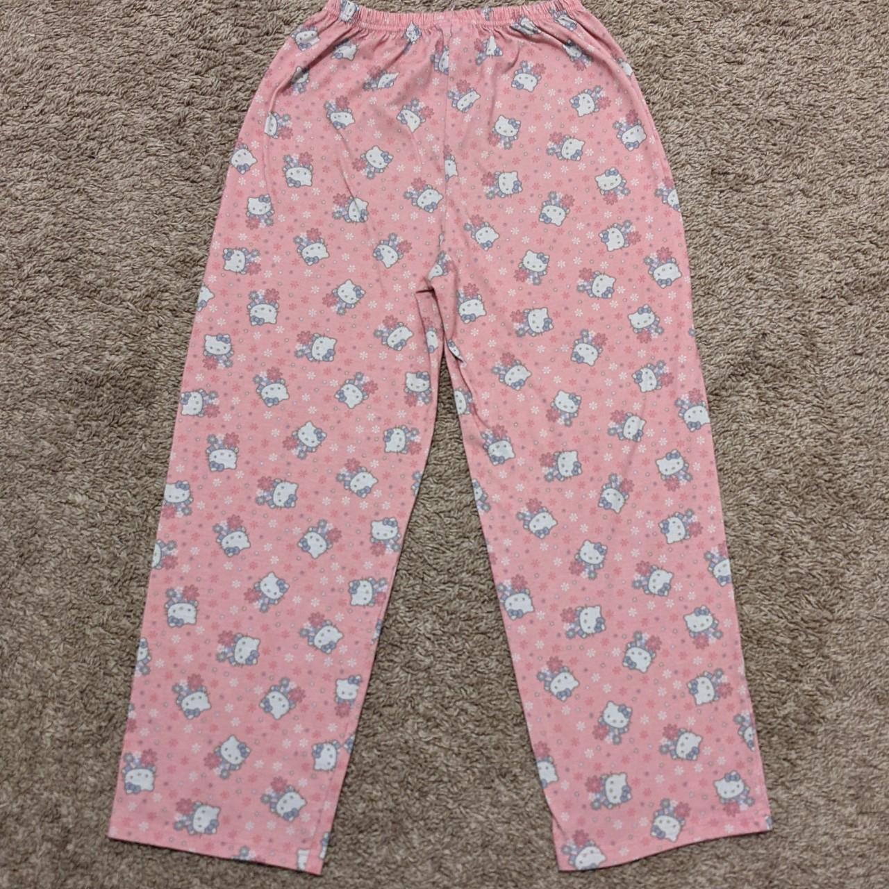 Adorable Y2K vintage early 2000s light pink Hello... - Depop