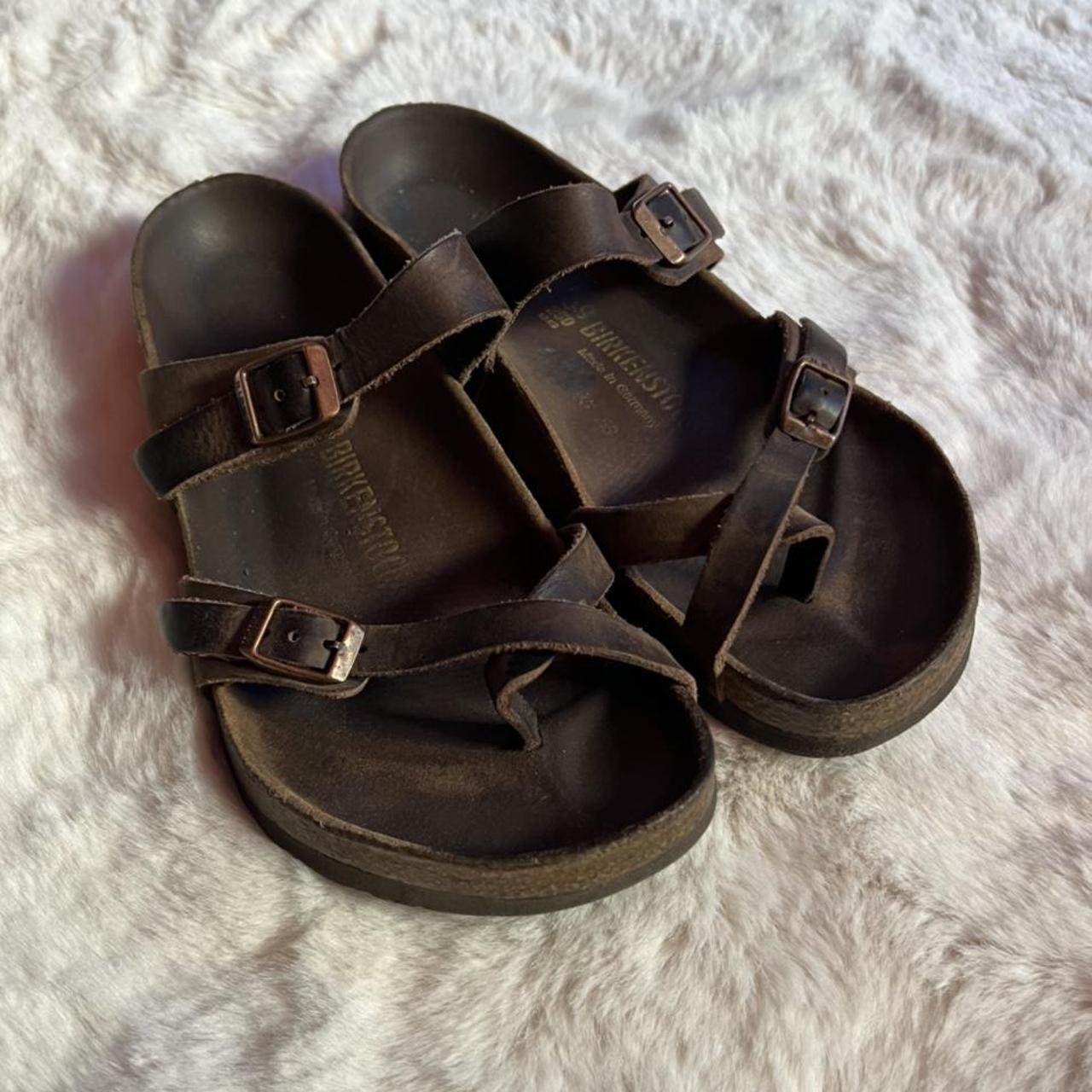 size 39 birks