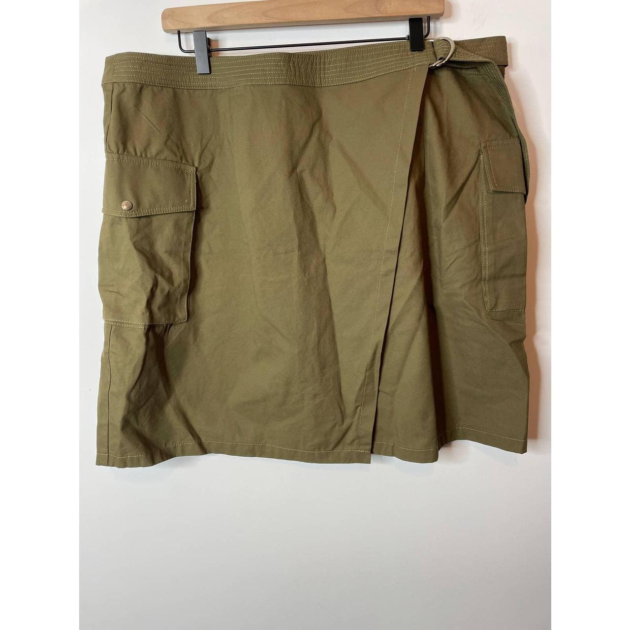 Product Image 2 - City Chic
Khaki
Green in color
High waisted
Pockets
Belted
Above