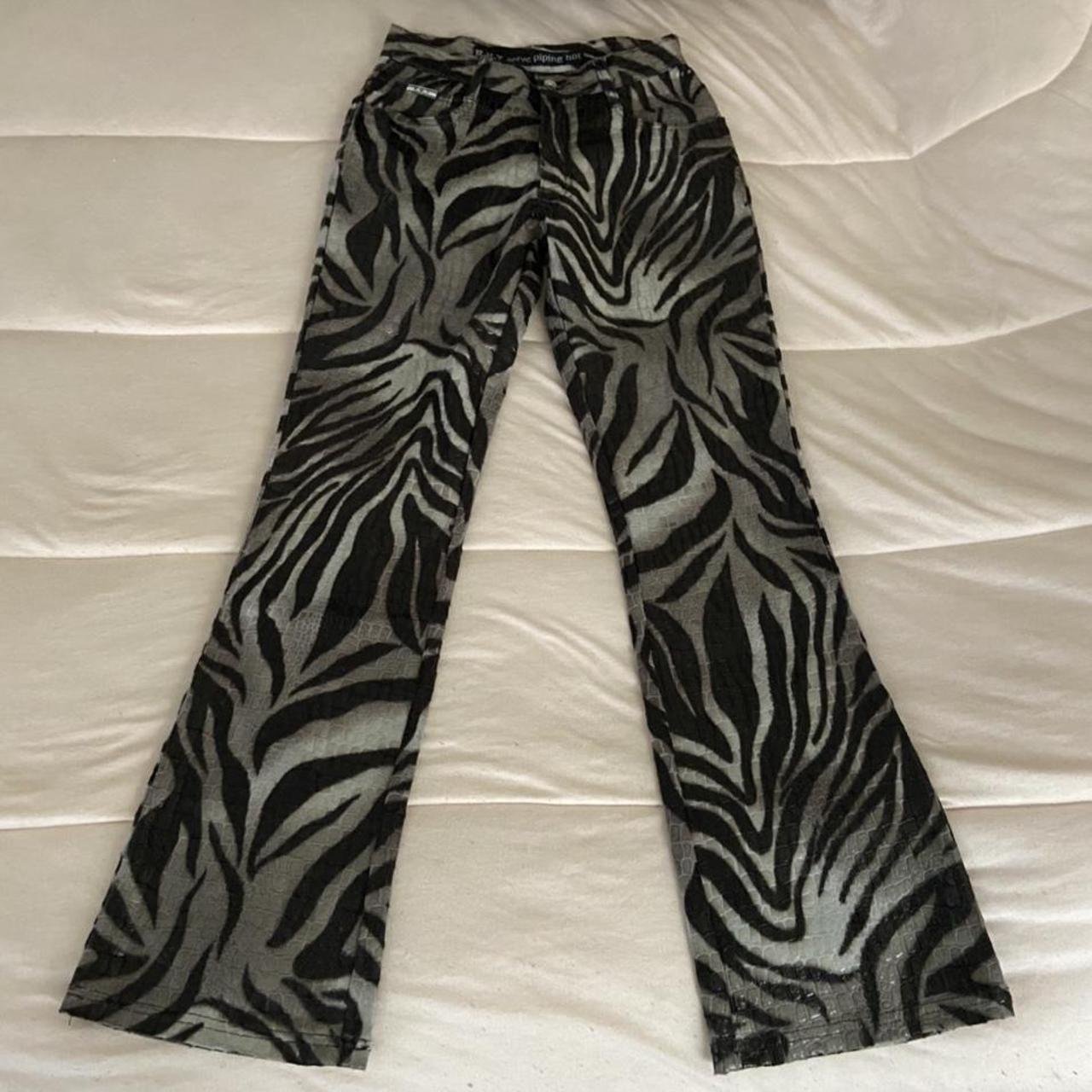 R.V.T Zebra Print Lowrise Flare pants 🦓 Size... - Depop