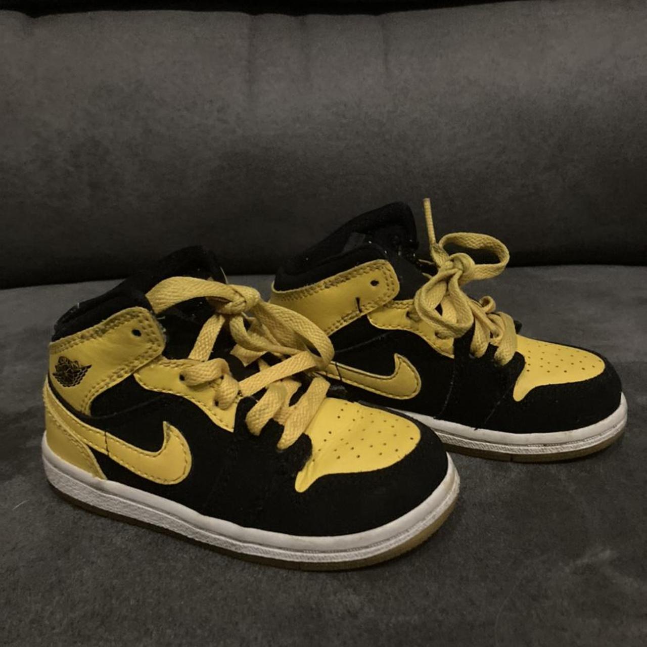 black and yellow jordan 1 toddler