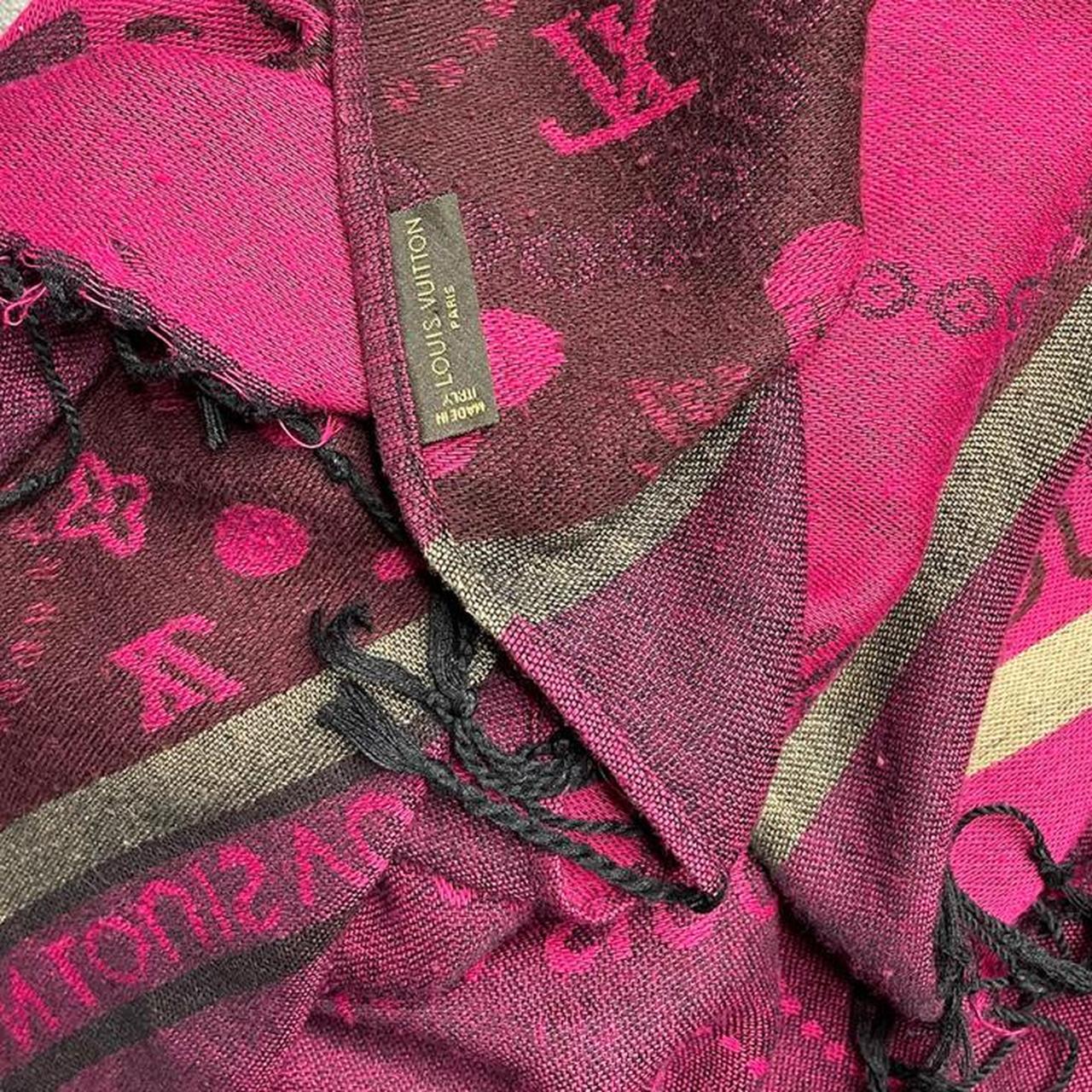 Louis Vuitton monogram scarf Pink and white - Depop