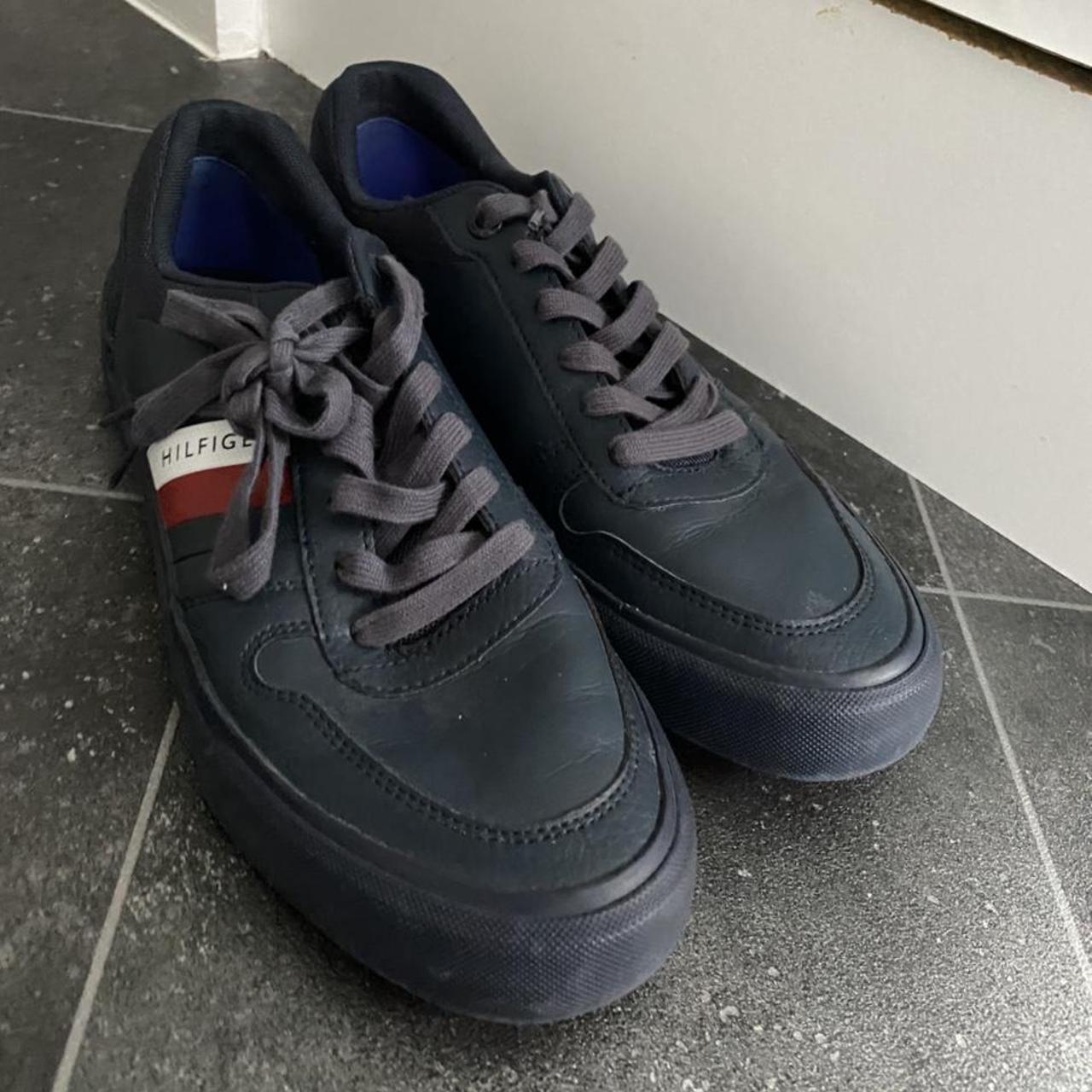 Tommy Hilfiger Men's Navy | Depop