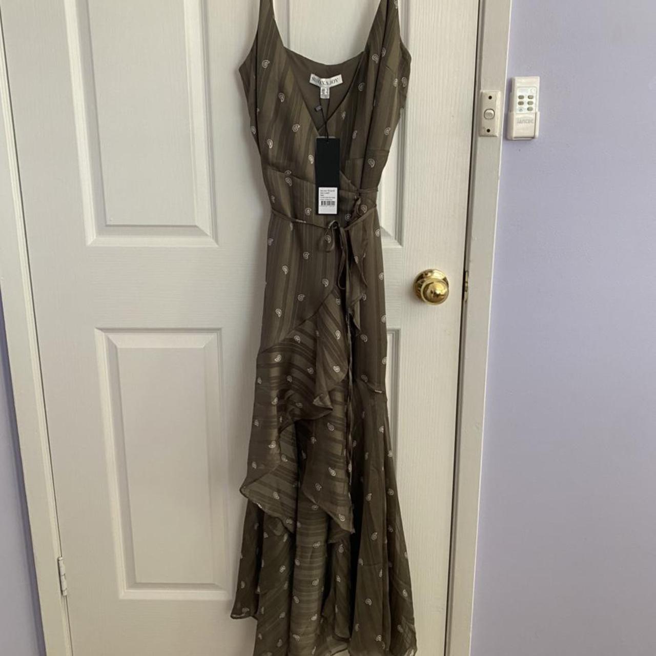 BNWT Shona Joy Reed Wrap Midi Dress. Size AU 10 /... - Depop