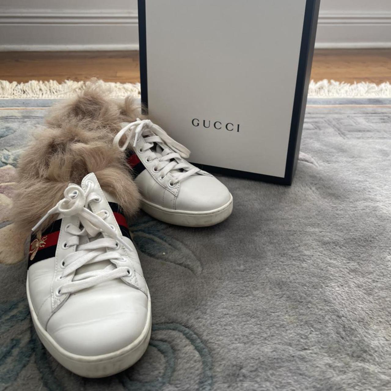 White gucci sneakers with 2024 fur