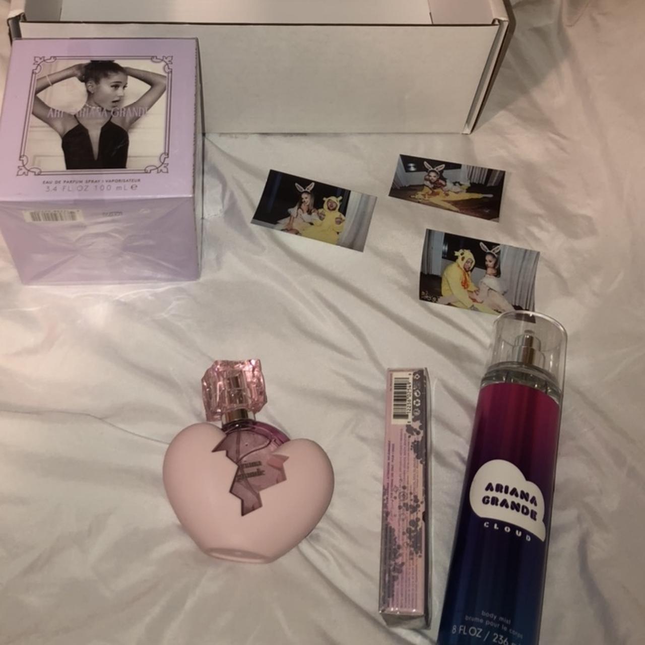 Ariana grande cloud perfume best sale fan box