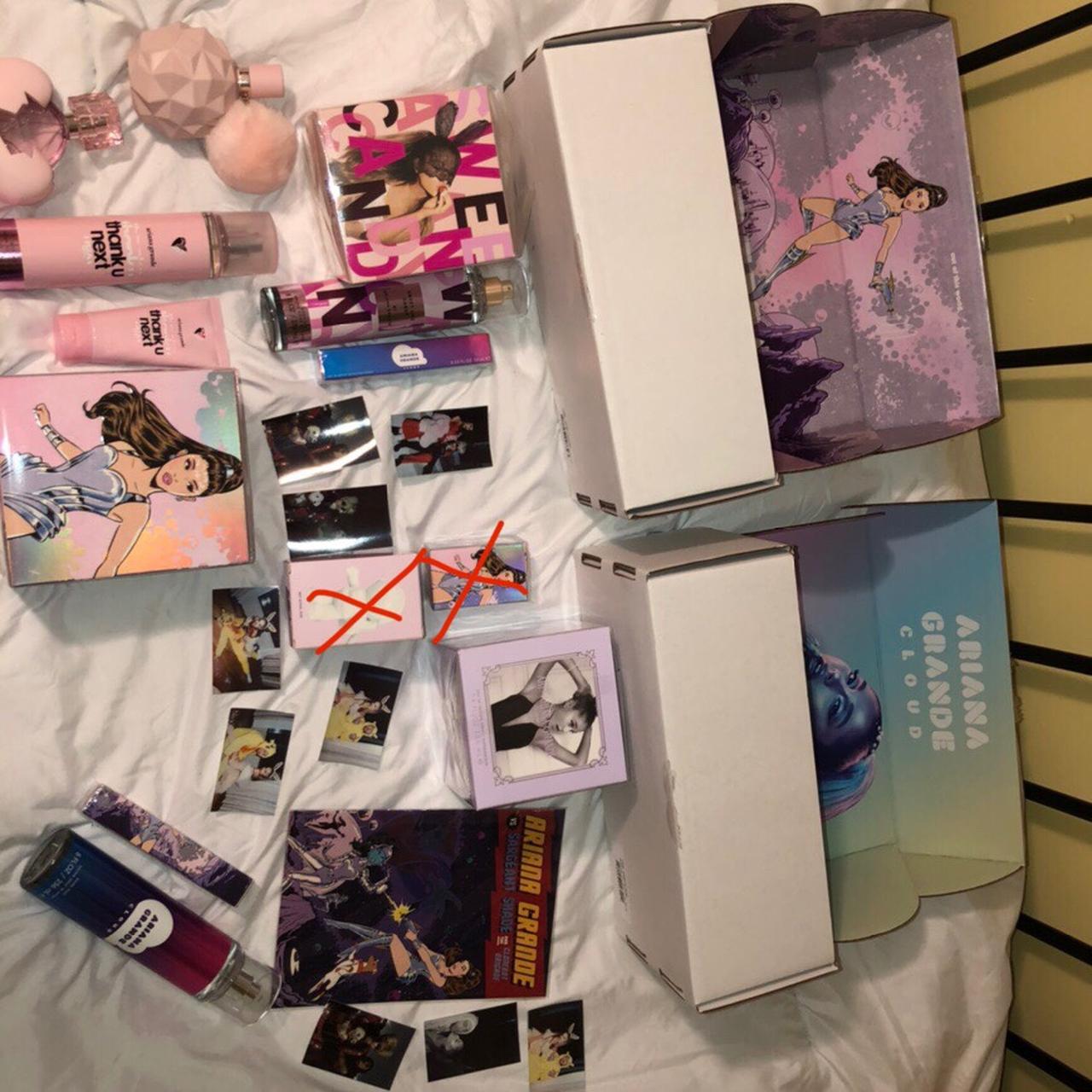 Perfume Comic Ariana Grande Perfume Fan Box ARIANA GRANDE CLOUD
