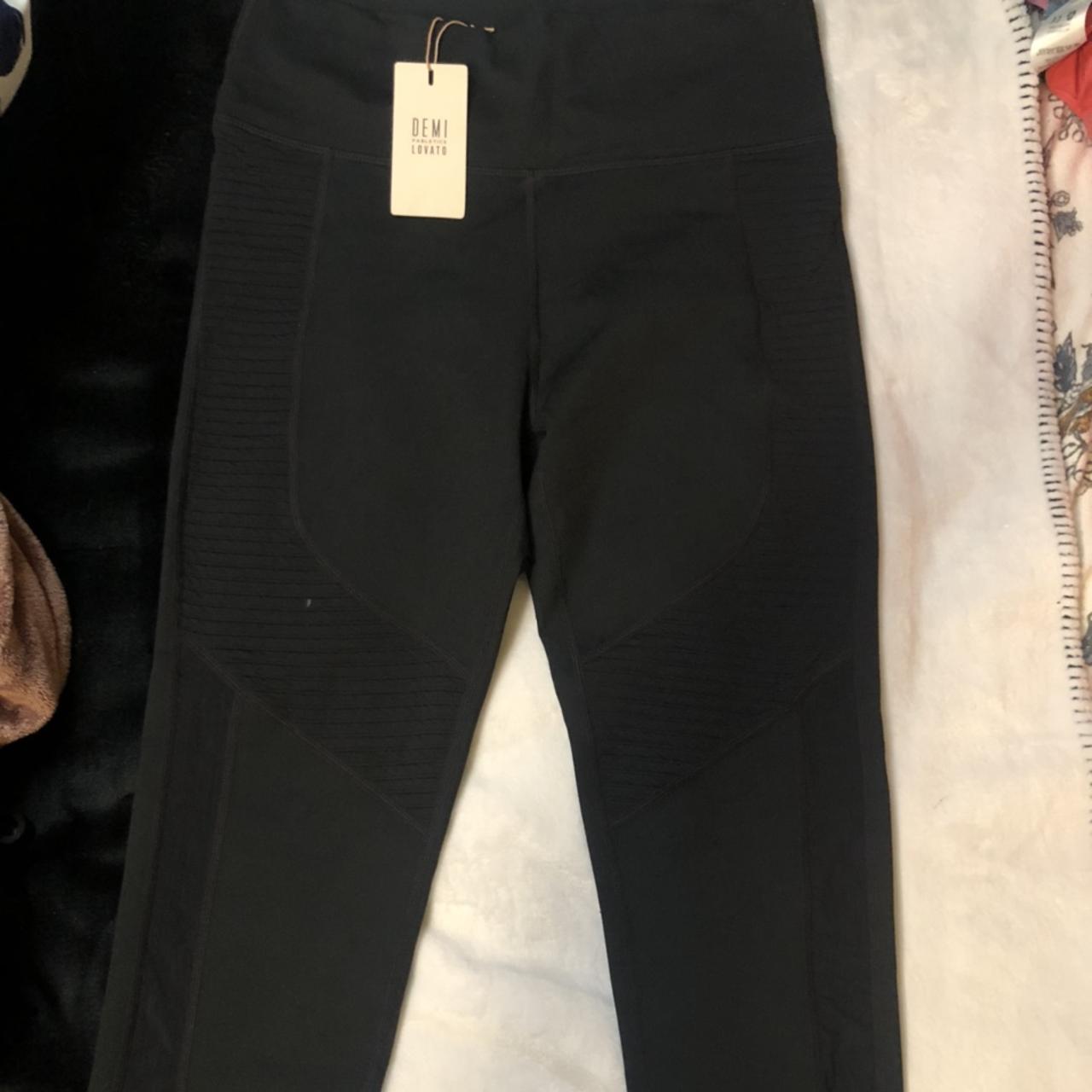 Demi Lovato Fabletics leggings Brand new with tags - Depop