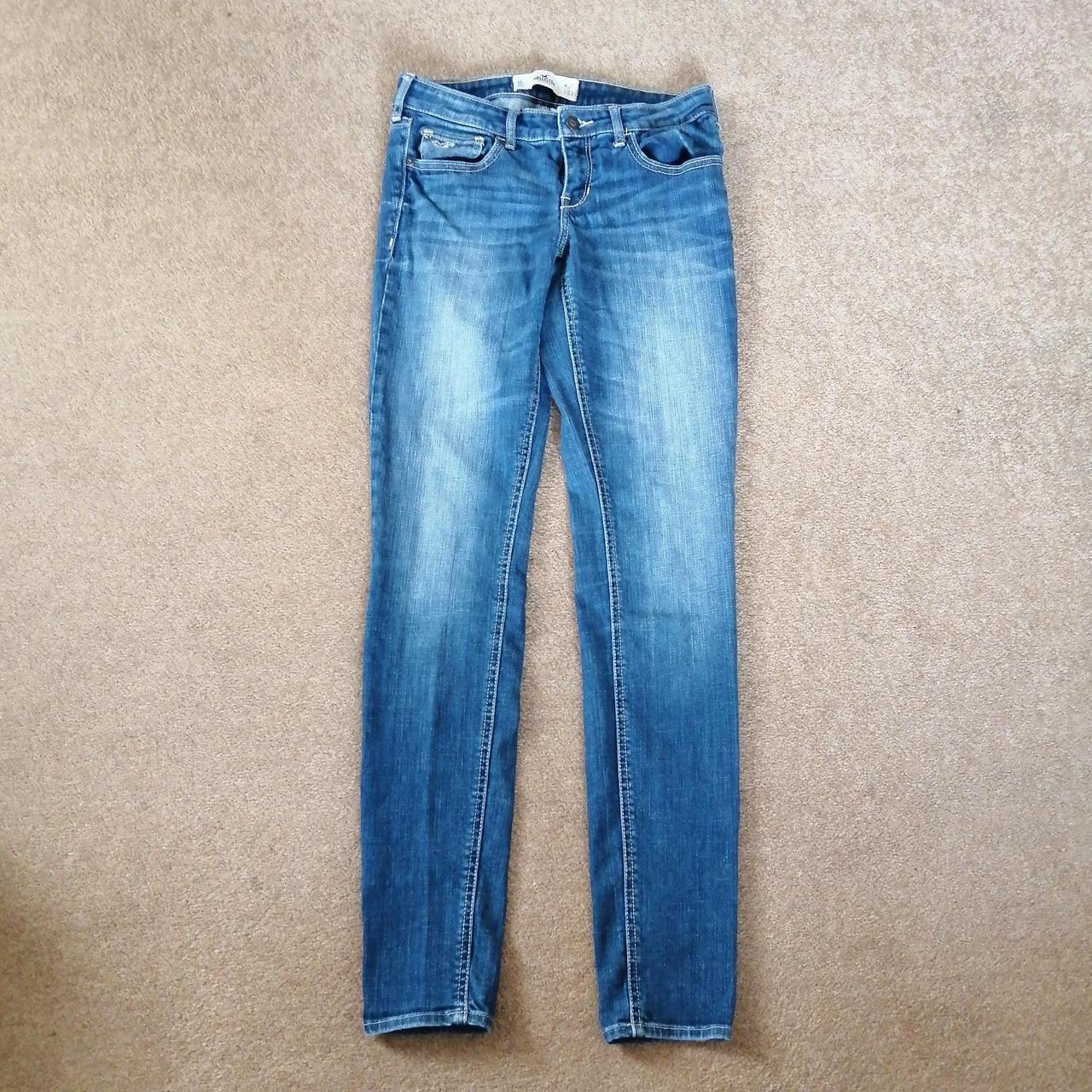 Hollister low rise skinny jeans Size W27... - Depop