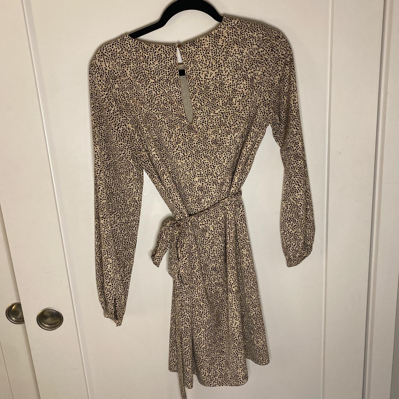 Women's Tan and Black Dress (2)