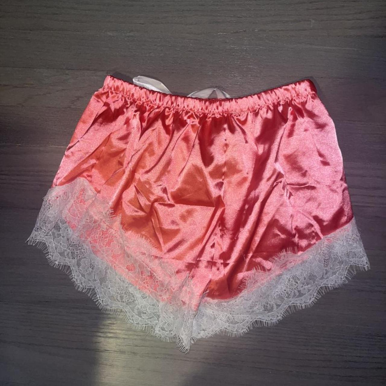 Product Image 2 - adorable coral colored satin and