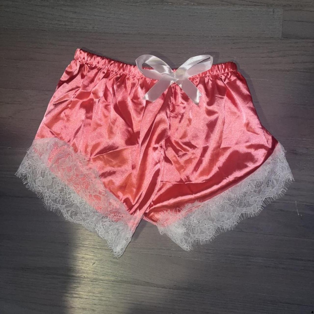 Product Image 3 - adorable coral colored satin and