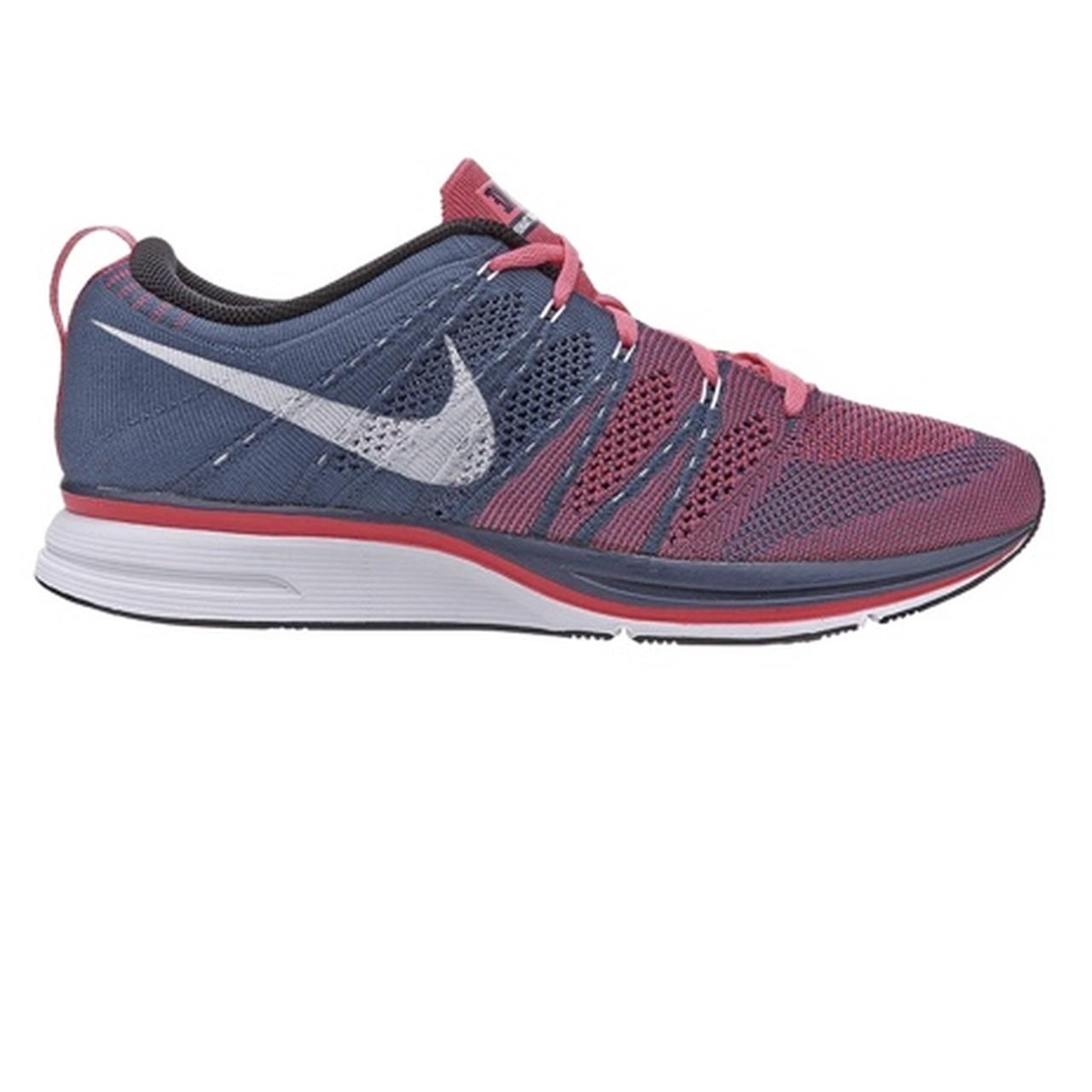 Nike flyknit store trainer mens pink