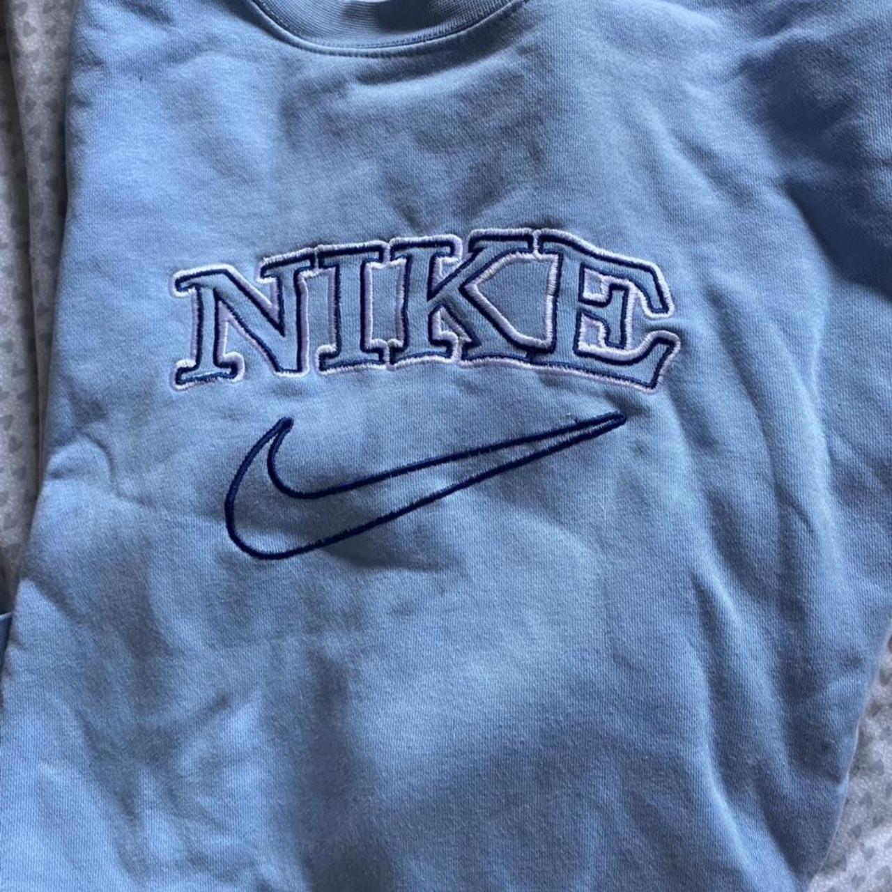 vintage nike sweater light blue