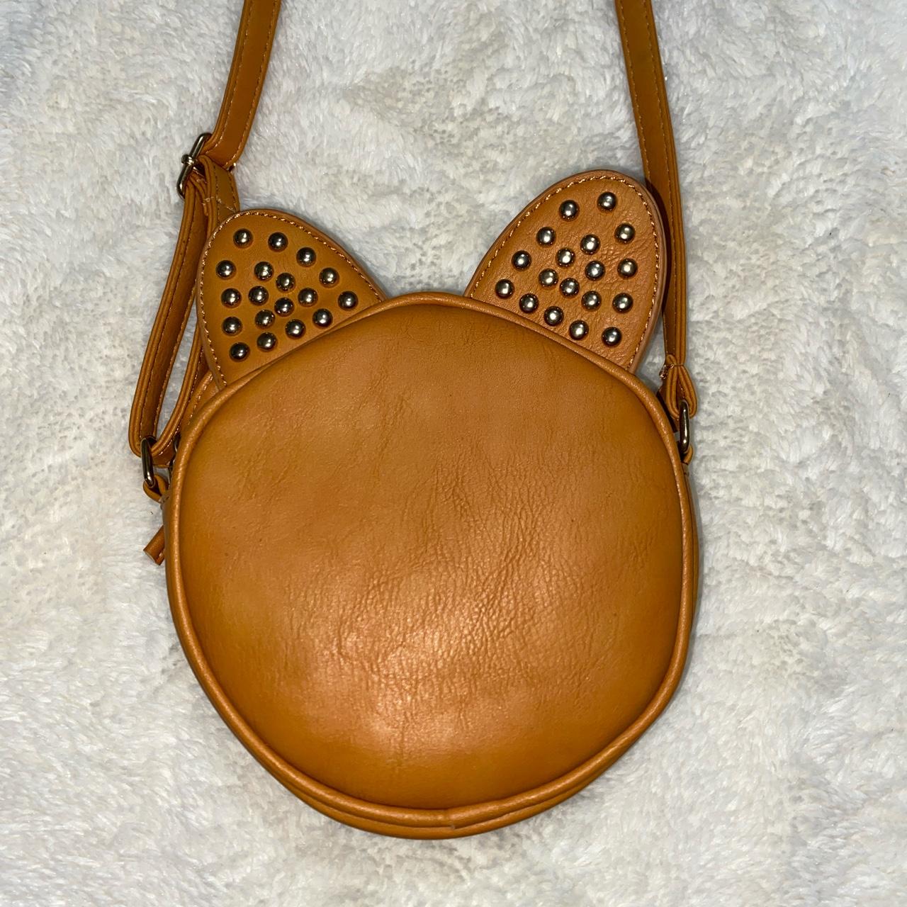 item listed by gigisaffordablefashion