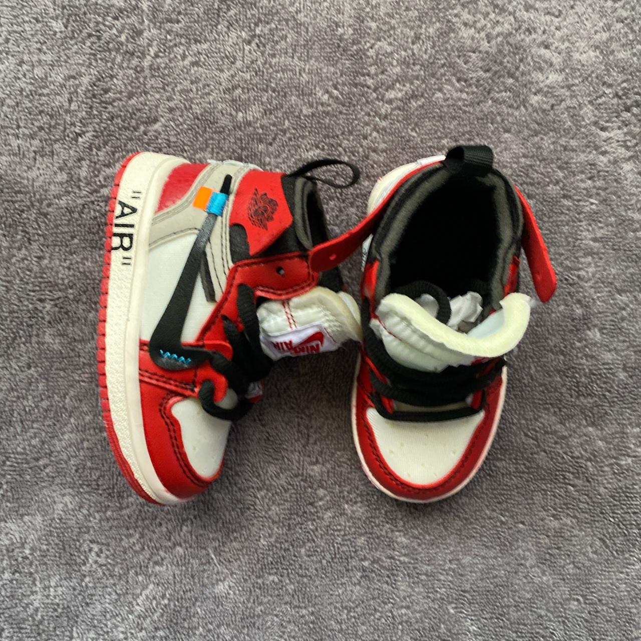 Toddler Nike Jordan 1 off white Chicago