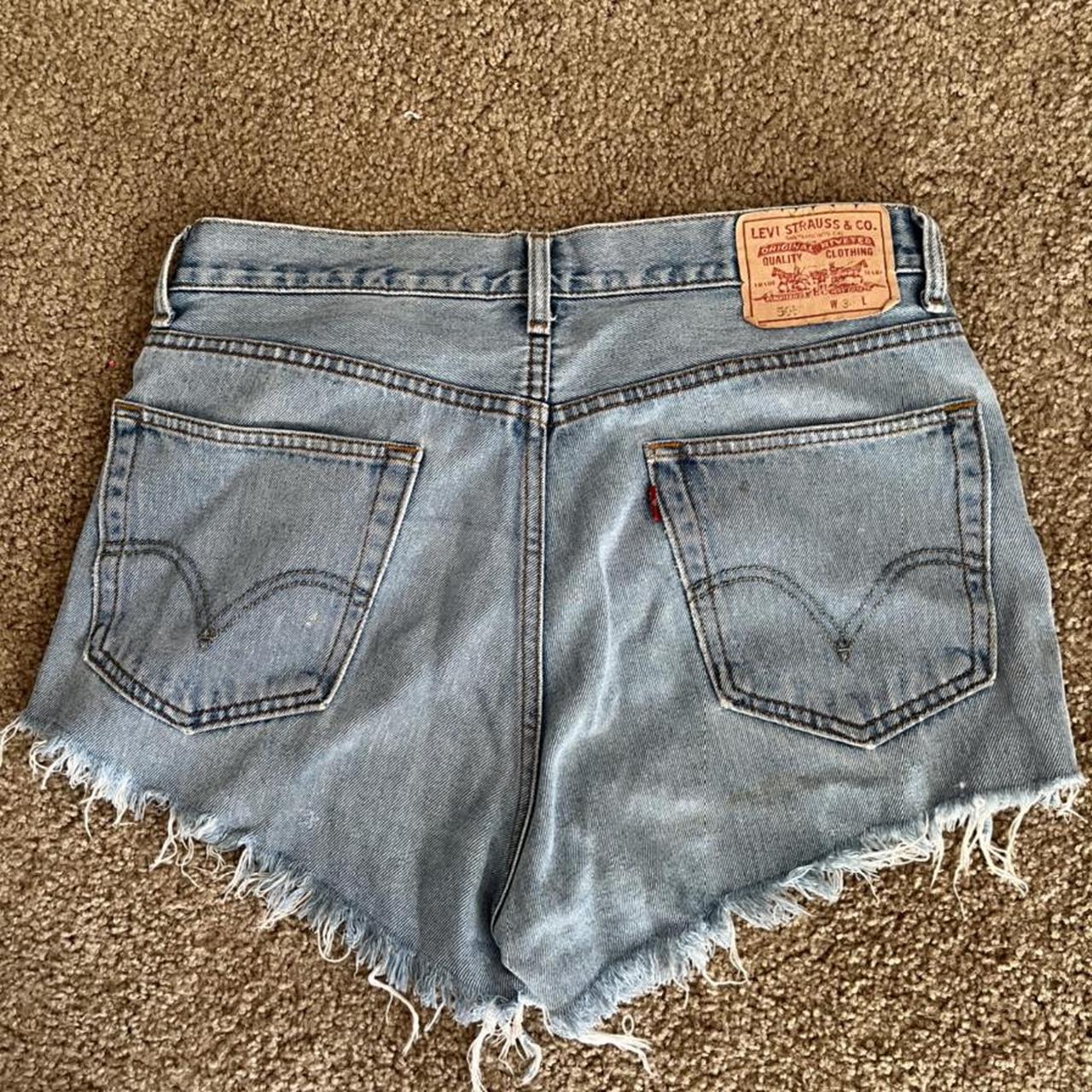 Vintage levi 2024 shorts uk