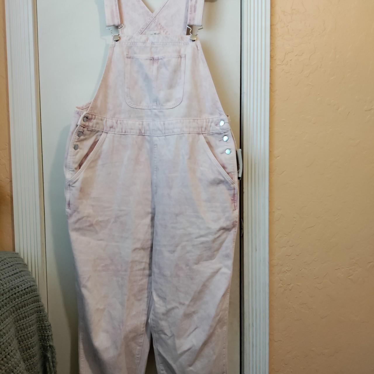 Universal thread size 16 women's overalls. Pinkish... - Depop