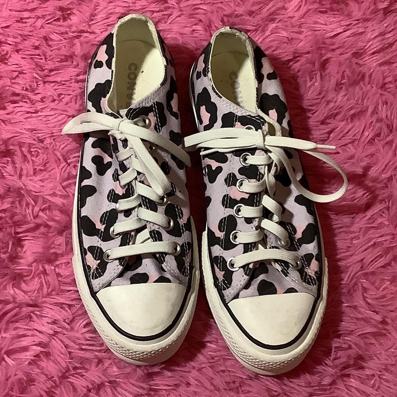 platform pink cheetah converse