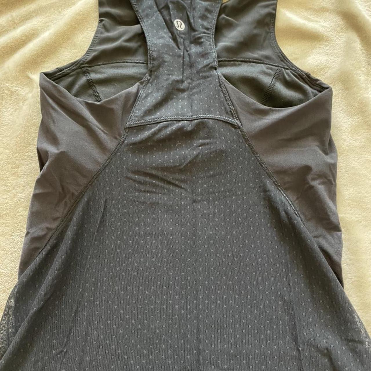 Lululemon Women's Black Vest | Depop