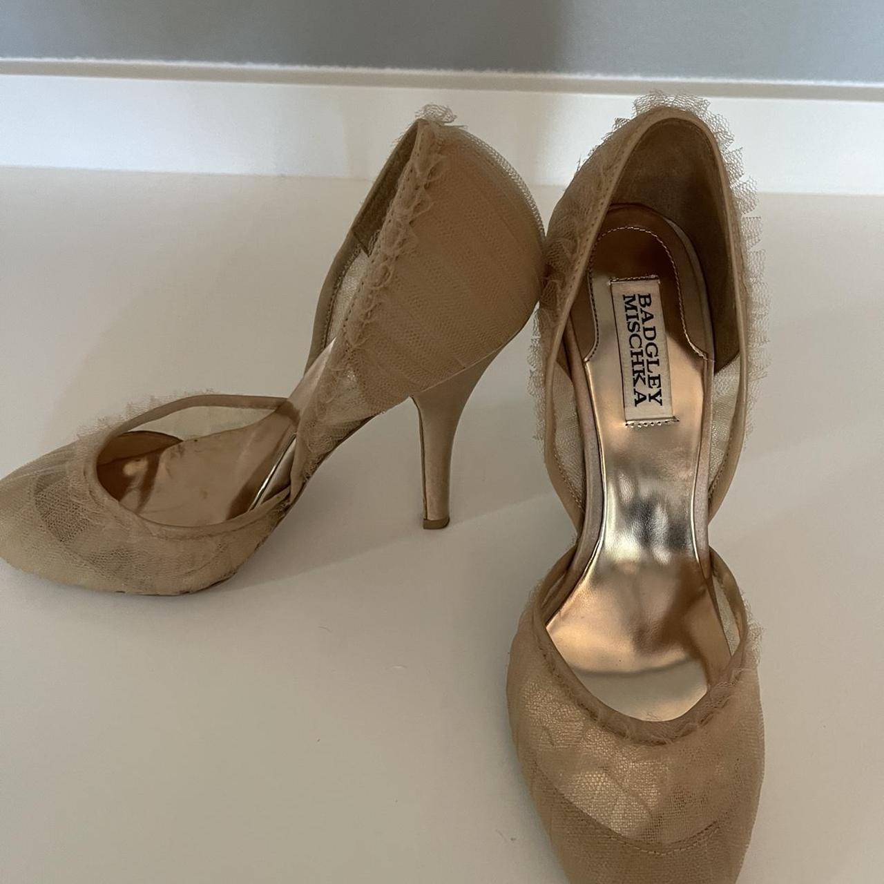 badgley mischka champagne shoes