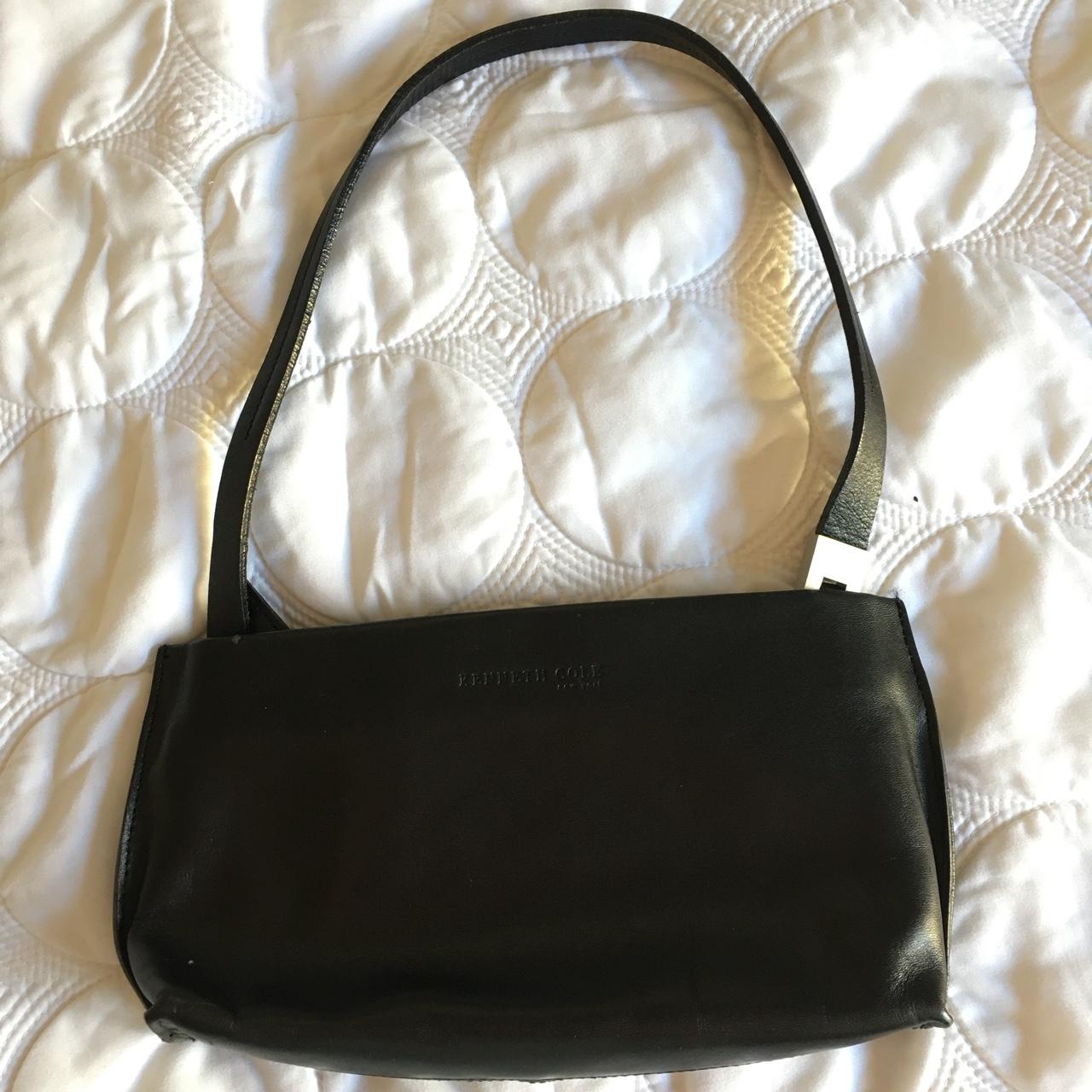 Cole Women's Bag Depop