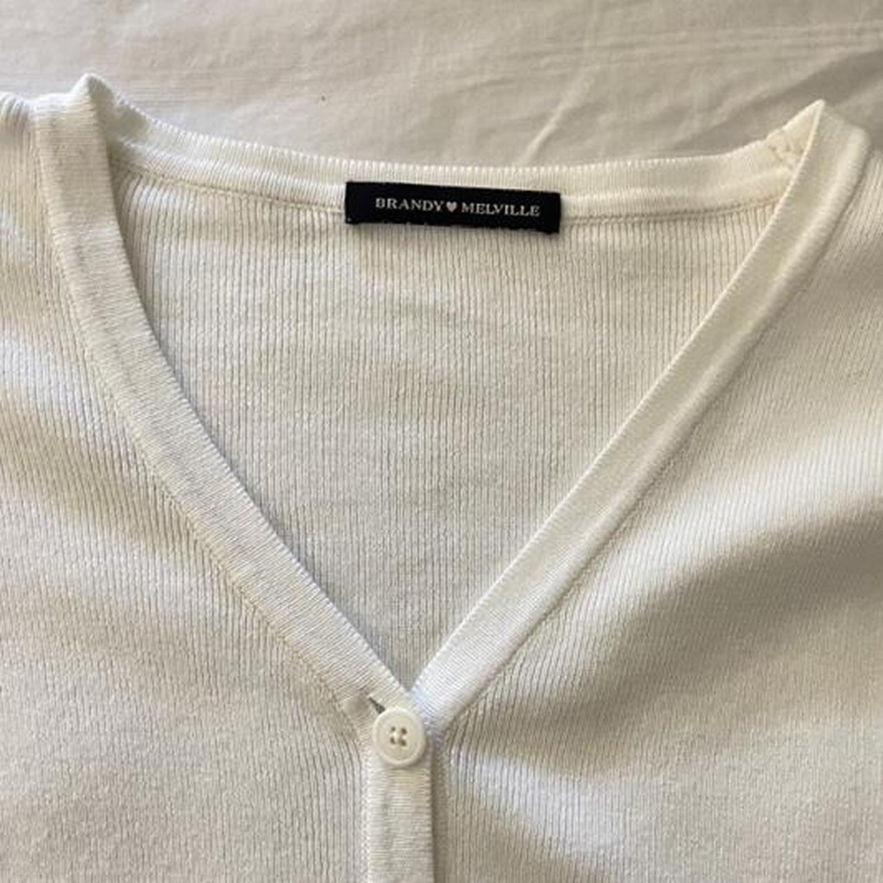 Brandy Melville Women's Cream and White Jumper | Depop