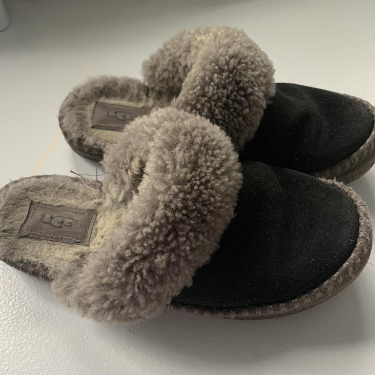 UGG Women's Black and Grey | Depop