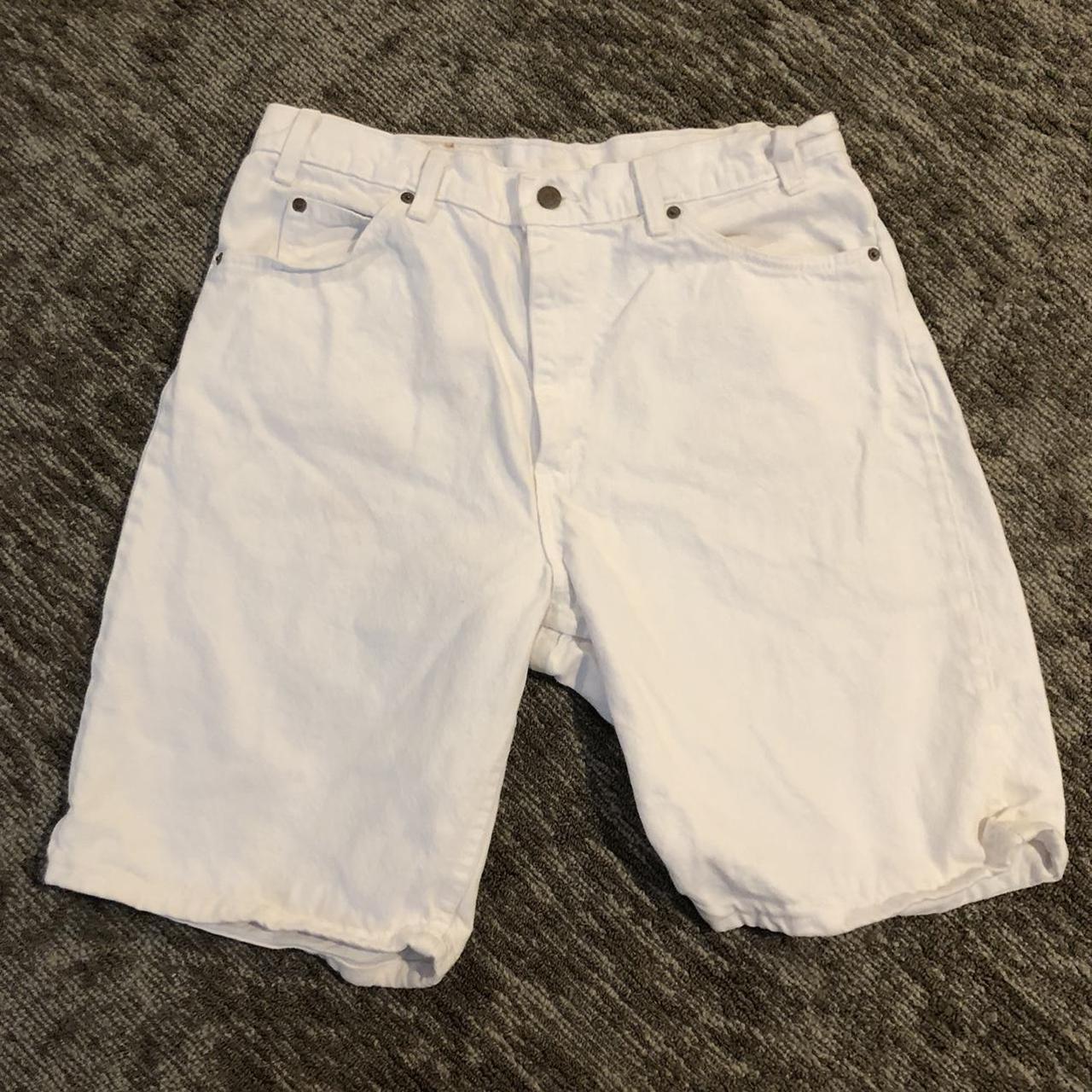 Levi S Men S White Shorts Depop   P0 