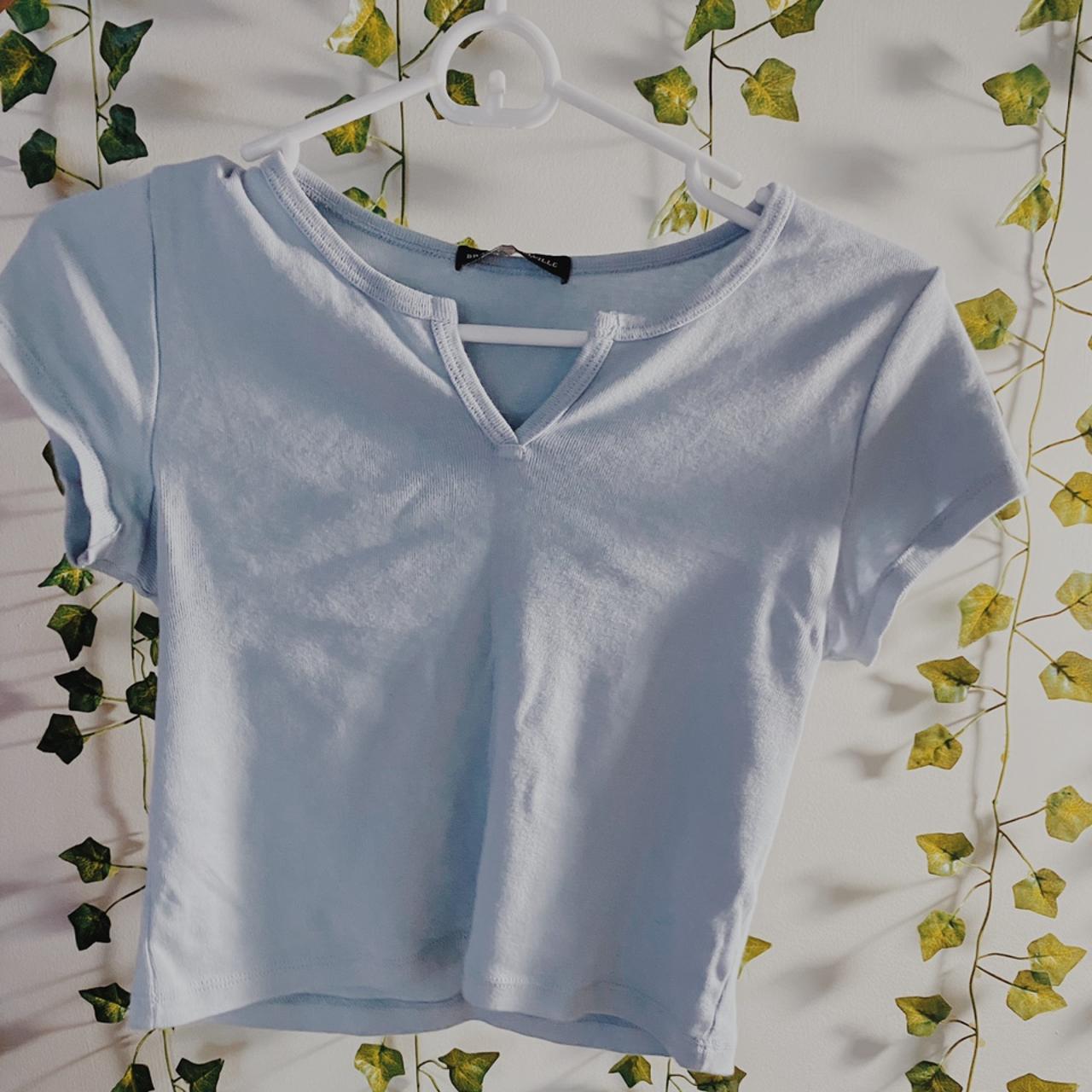 BRANDY MELVILLE ASHLYN TOP⚡️ short sleeve cropped... Depop