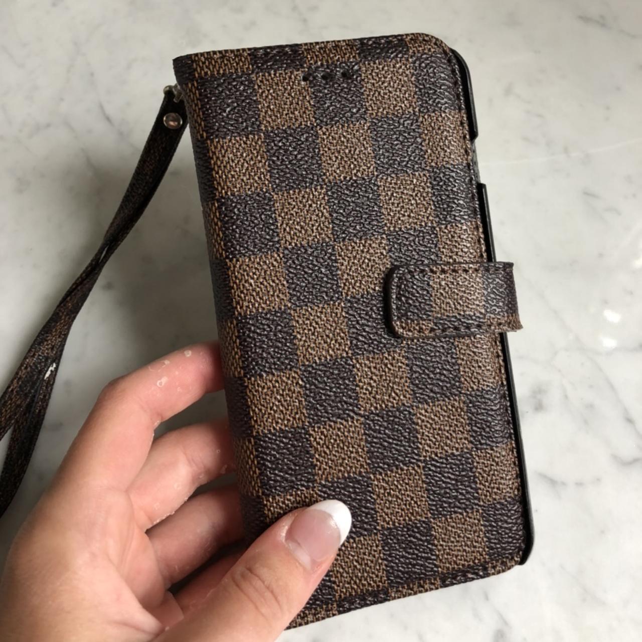 Louis Vuitton iphone wallet case WITH BOX perfect Depop