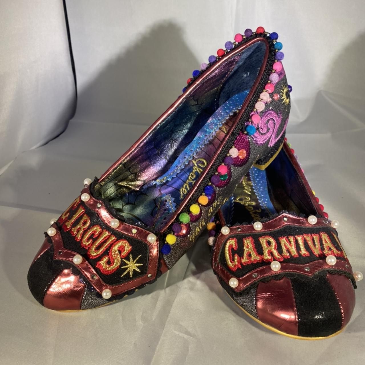 Irregular store choice carnival