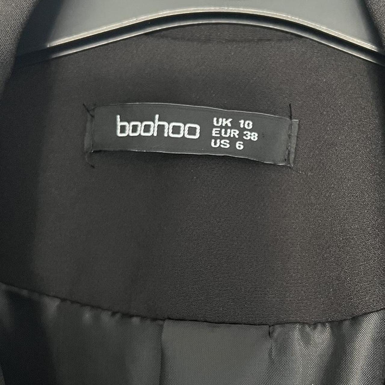 Boohoo Women's Black Coat Depop