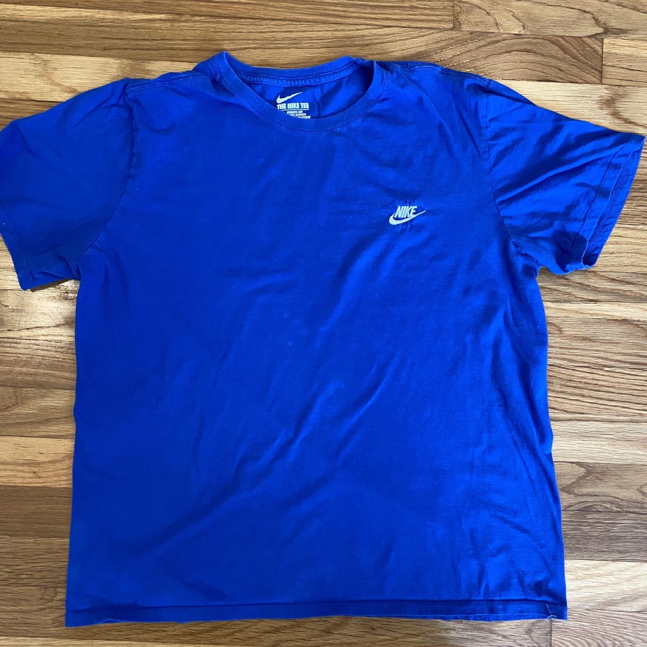 NIKE EMBROIDERED TEE BLUE Size XL Worn Item is... - Depop