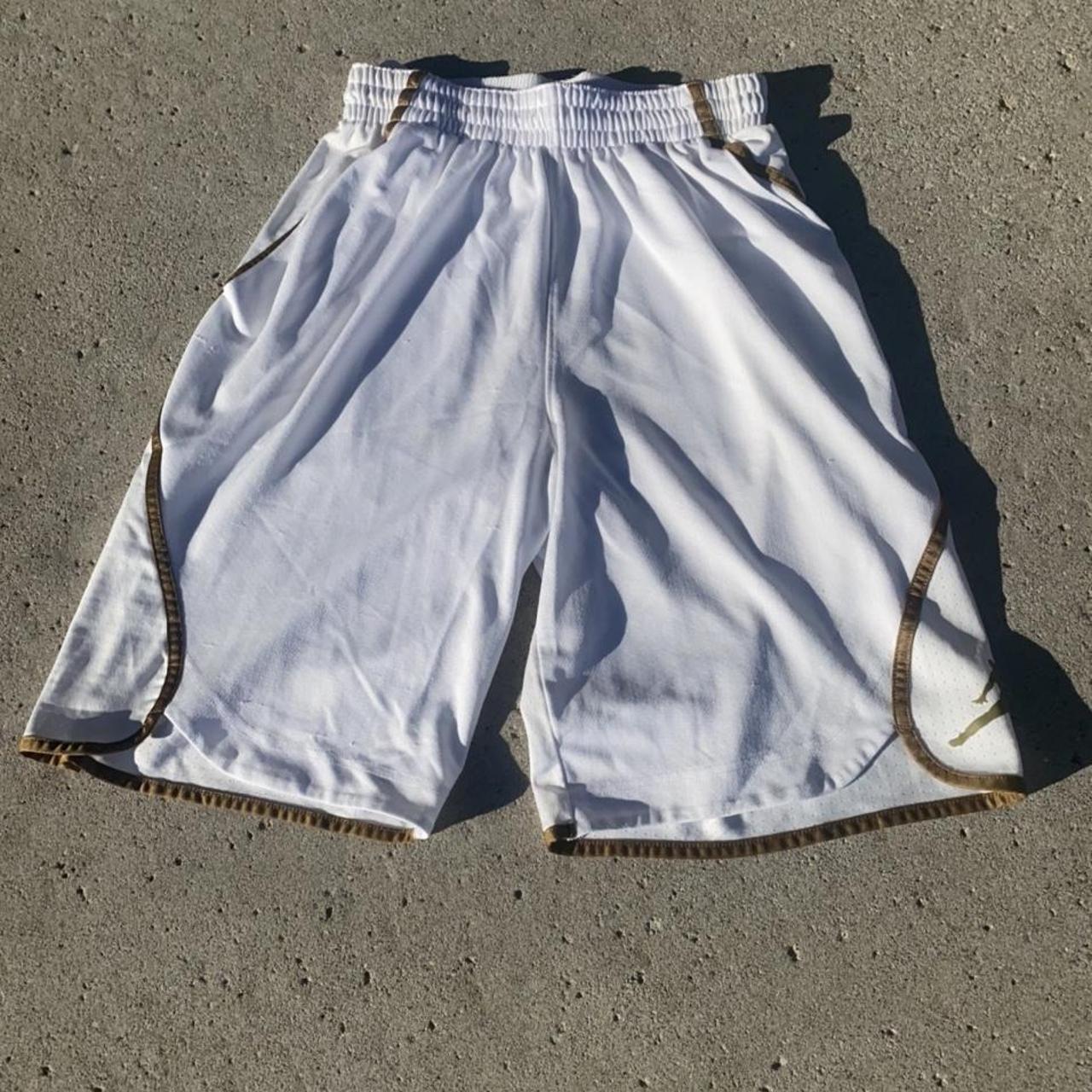 White and gold outlet jordan shorts