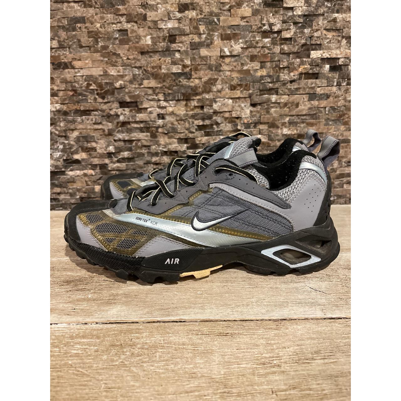 womans grey nike trainers