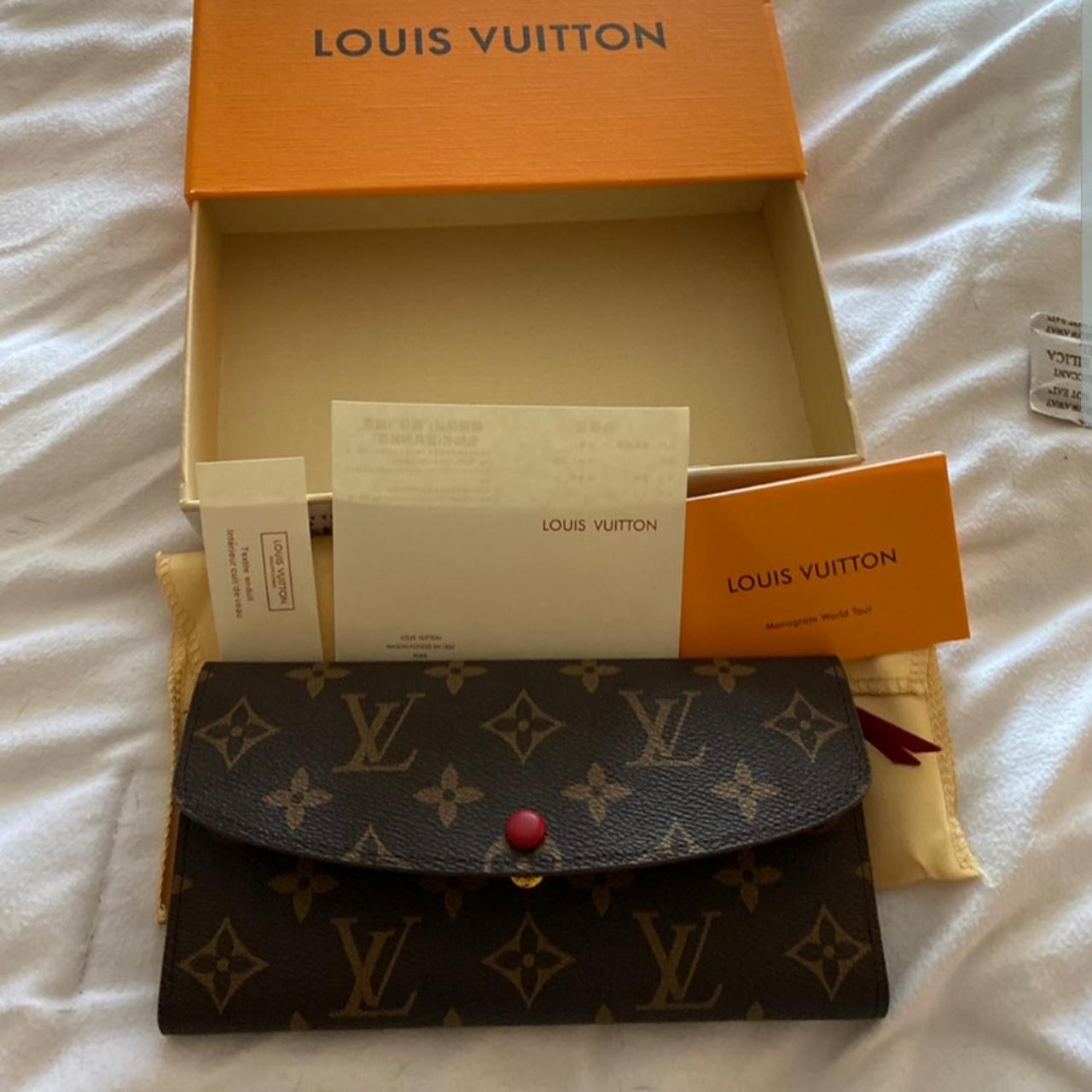 Womans Louis Vuitton purse with packaging #lv - Depop