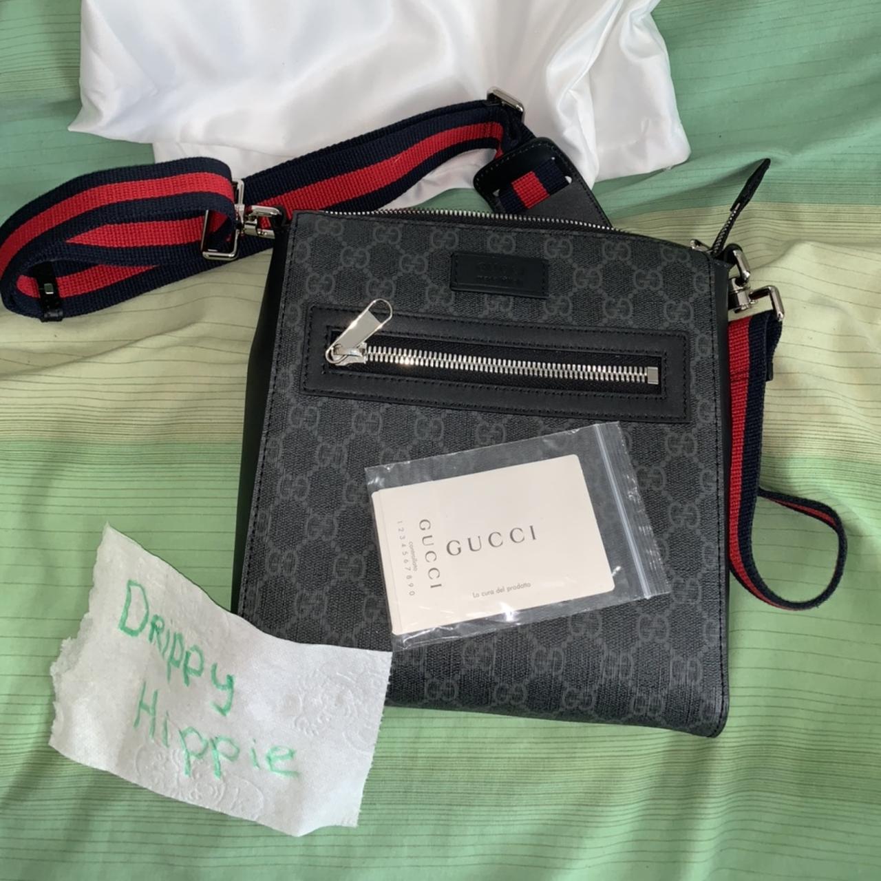 Black Gucci monogram mini bag/purse with magnetic - Depop