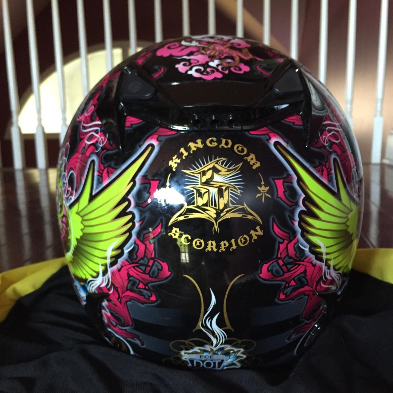 Scorpion black best sale dahlia helmet