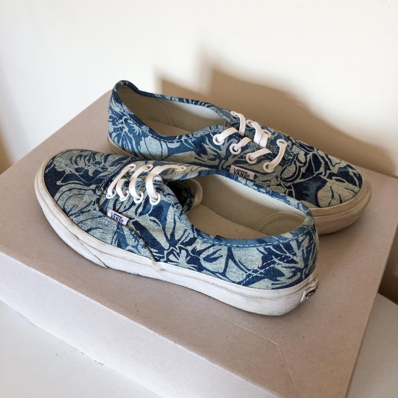 Blue floral hot sale vans