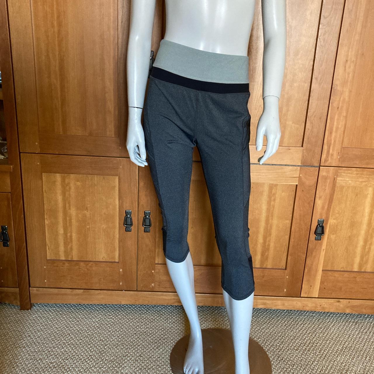 Kyodan women's brand new with tags cropped athletic - Depop