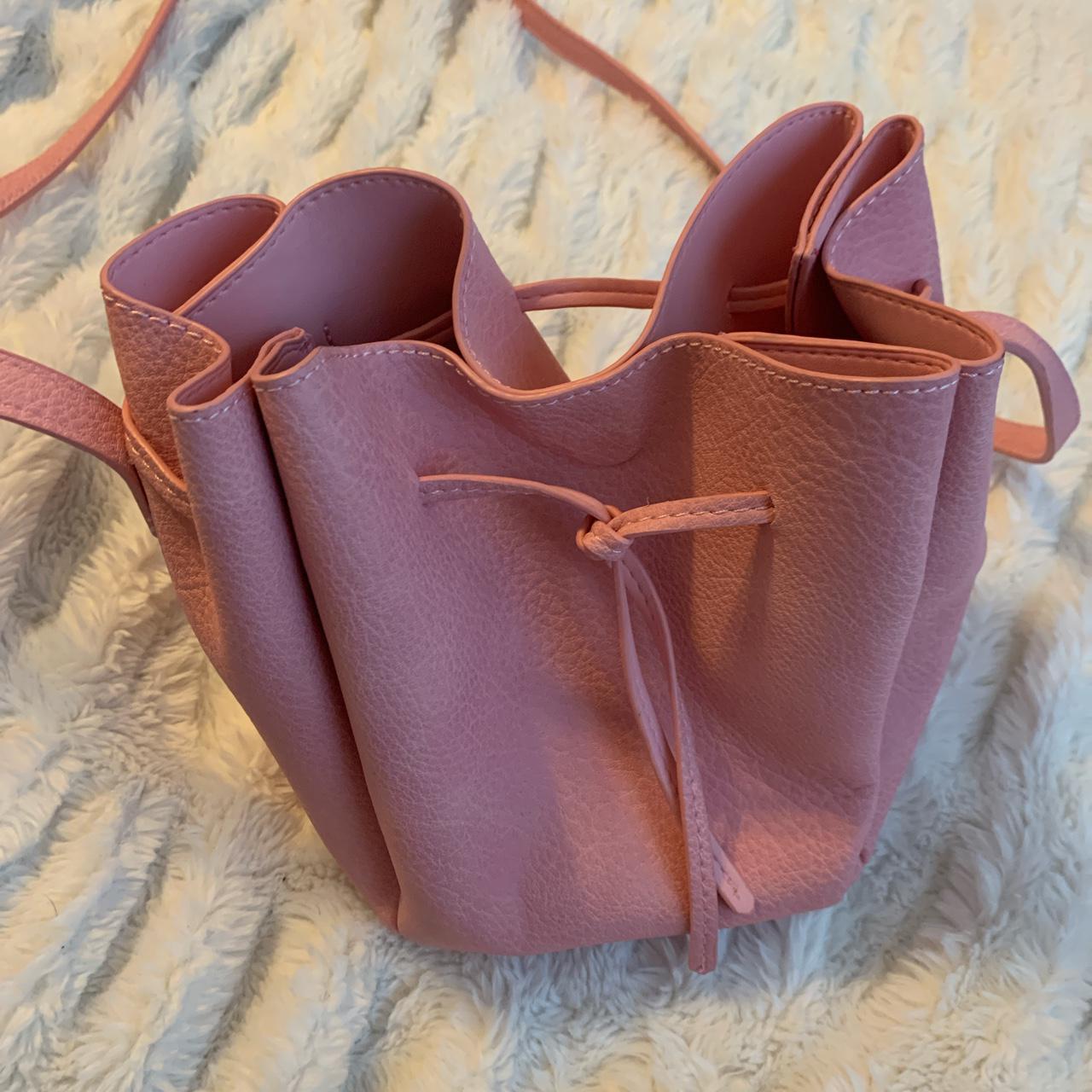 Adorable pink free people bag! Barely used this one... - Depop