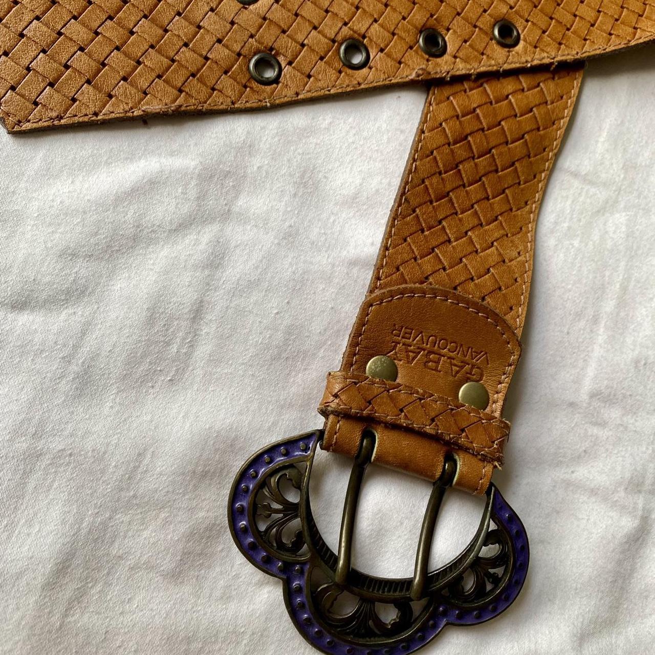 🤎 Vintage Suede Leather Belt 🤎 —> size not labelled... - Depop