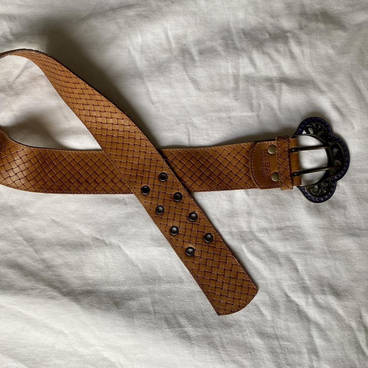🤎 Vintage Suede Leather Belt 🤎 —> size not labelled... - Depop