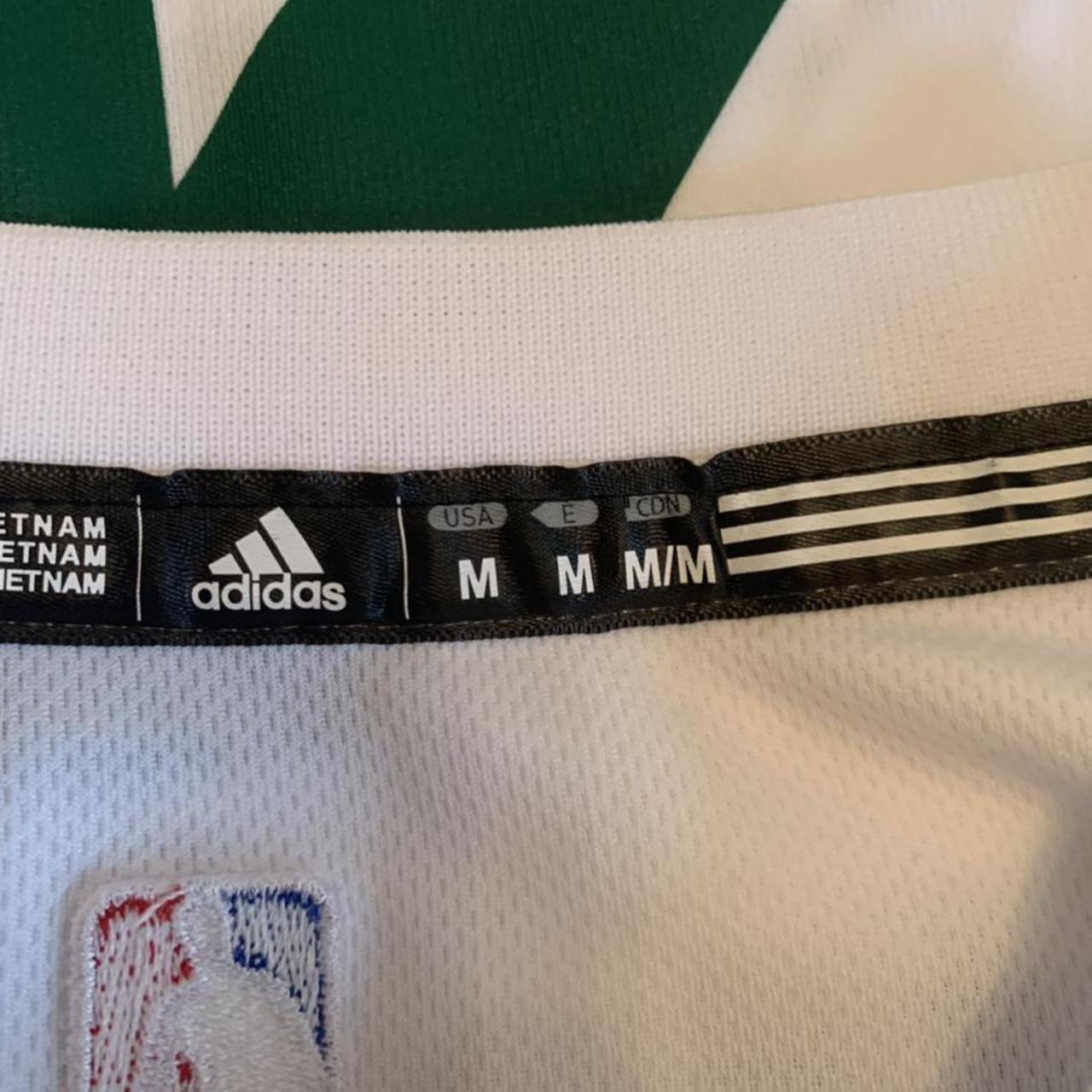 Men's medium Nike Boston Celtics hoodie Excellent - Depop