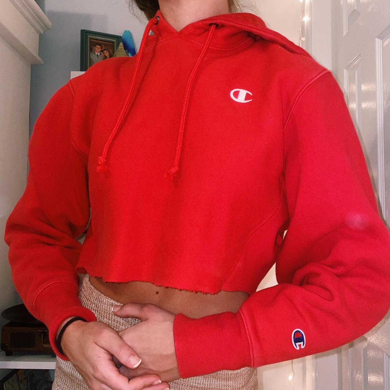 cropped champion size worn in, no Depop